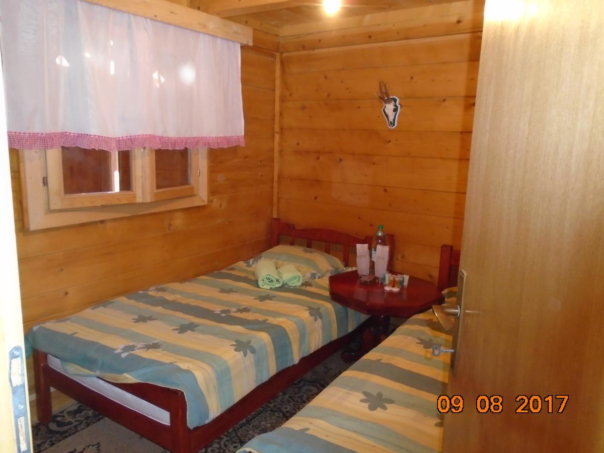 Guesthouse Kuzmanovic Guča Exterior foto