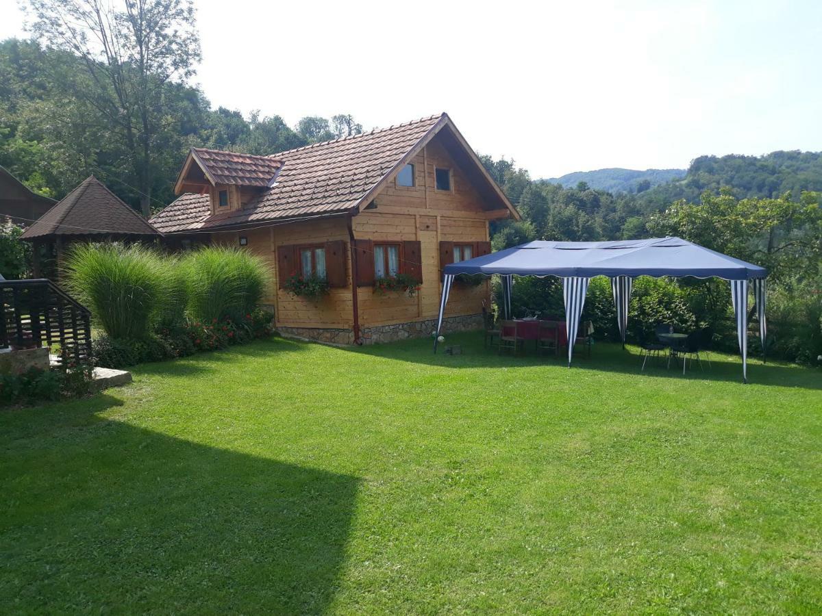 Guesthouse Kuzmanovic Guča Exterior foto