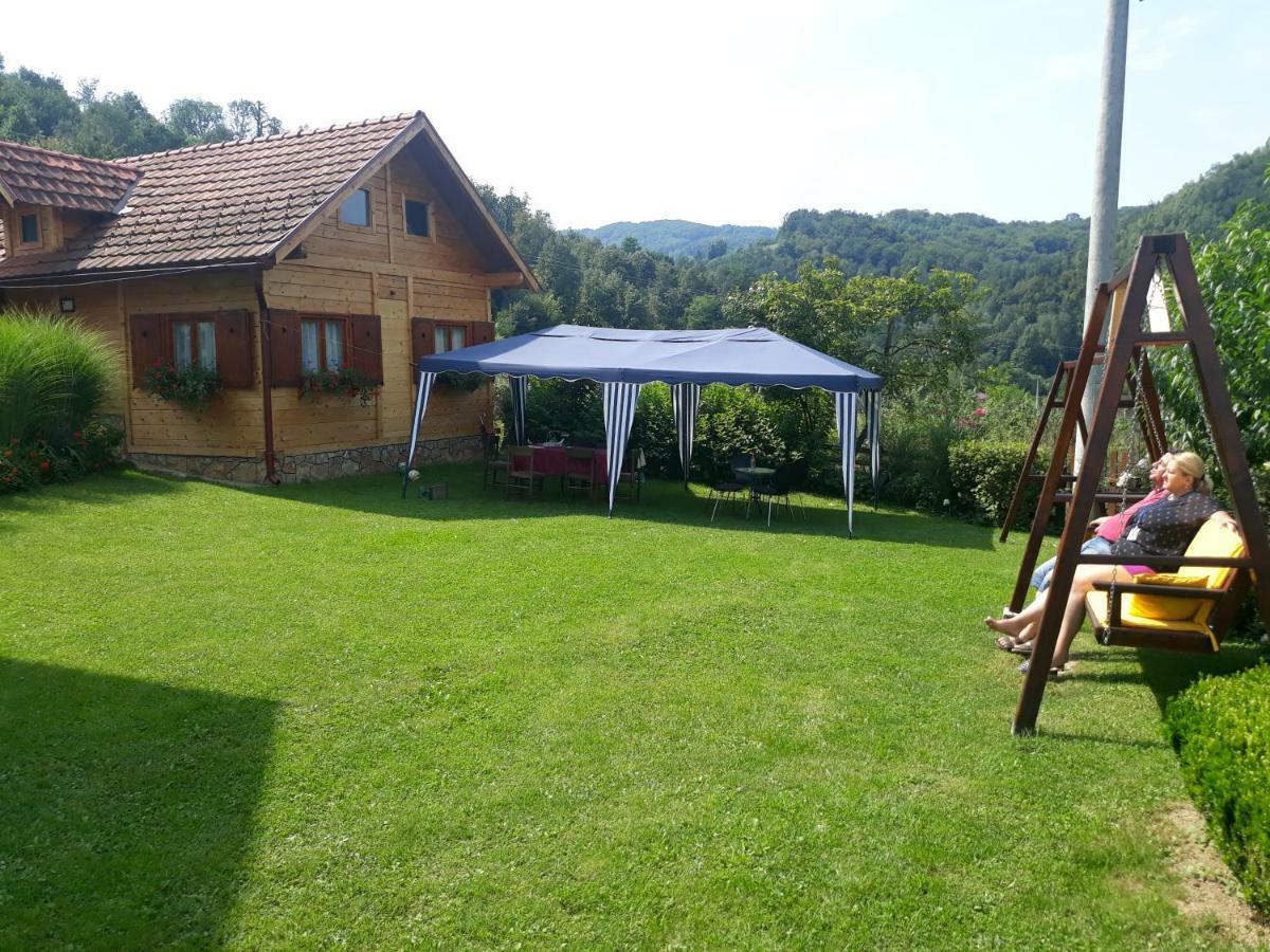 Guesthouse Kuzmanovic Guča Exterior foto